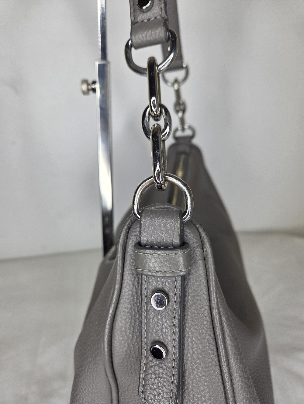 Kate Spade New York Mulberry Street Vivian Shoulder Bag In Taupe Color - Picture 4 of 15